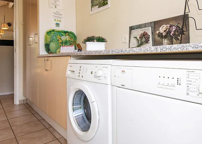 12 Person In Aabenraa-by Traum