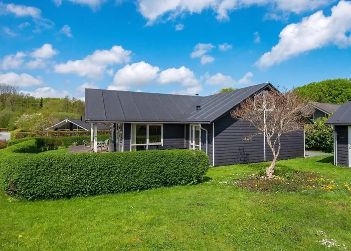 12 Person In Aabenraa-by Traum * Loddenhøj